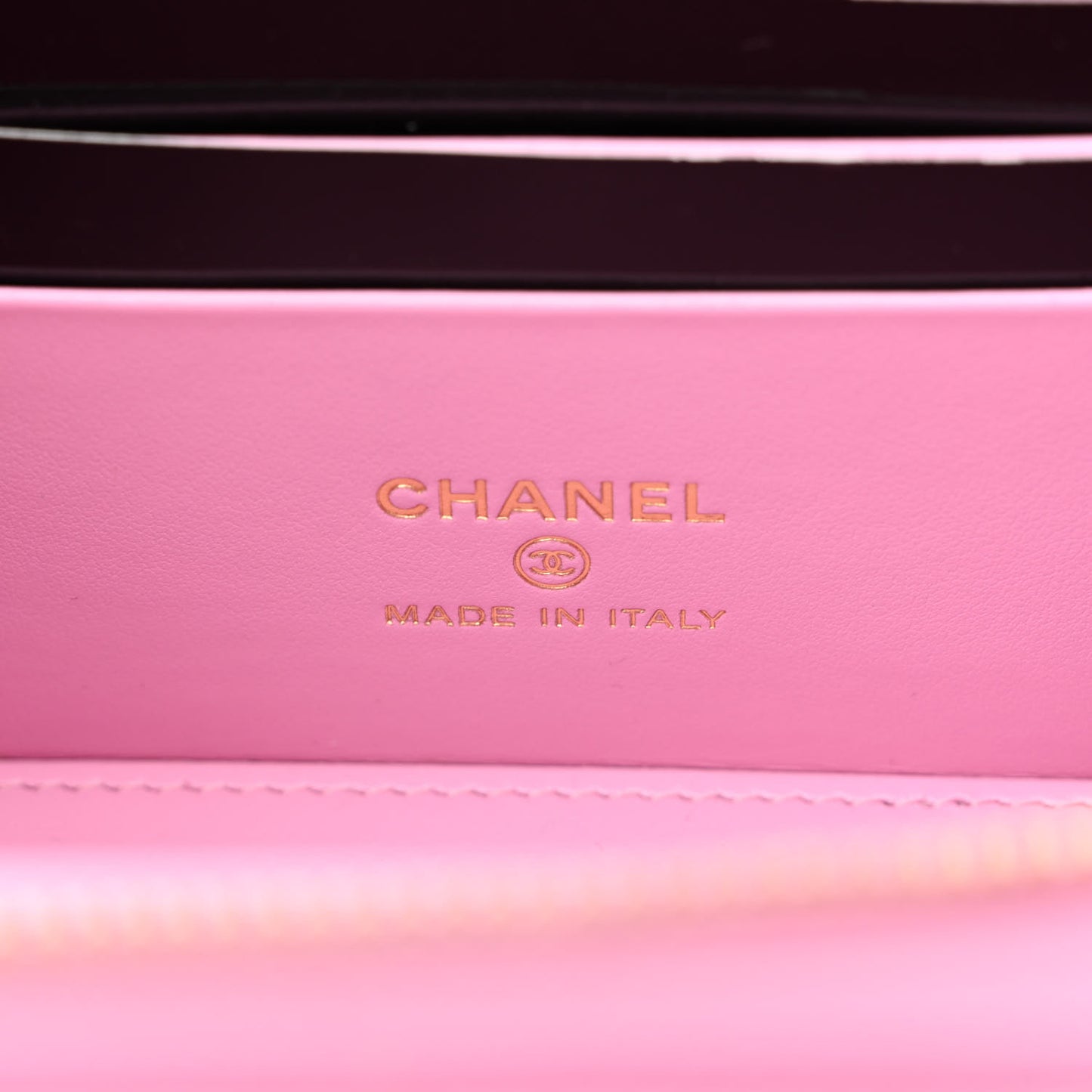 Caviar Quilted Top Handle Pocket Vanity Case Lilac