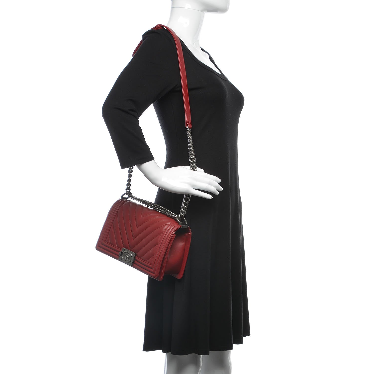 Chanel Calfskin Chevron Quilted Medium Boy Flap Red 2 of 11