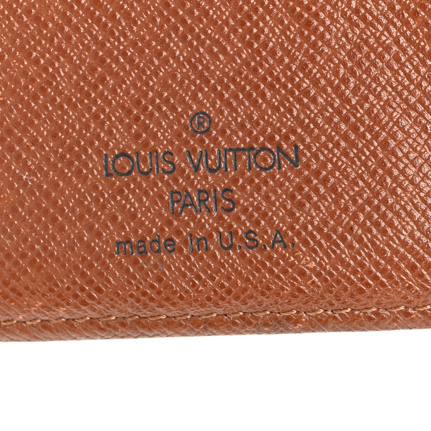 Monogram Small Ring Agenda