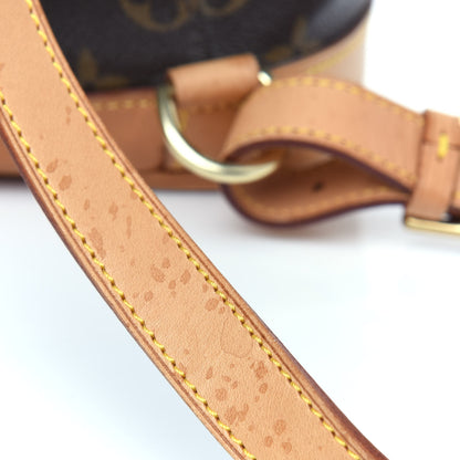 Louis Vuitton Monogram Montsouris MM Backpack 11 of 20