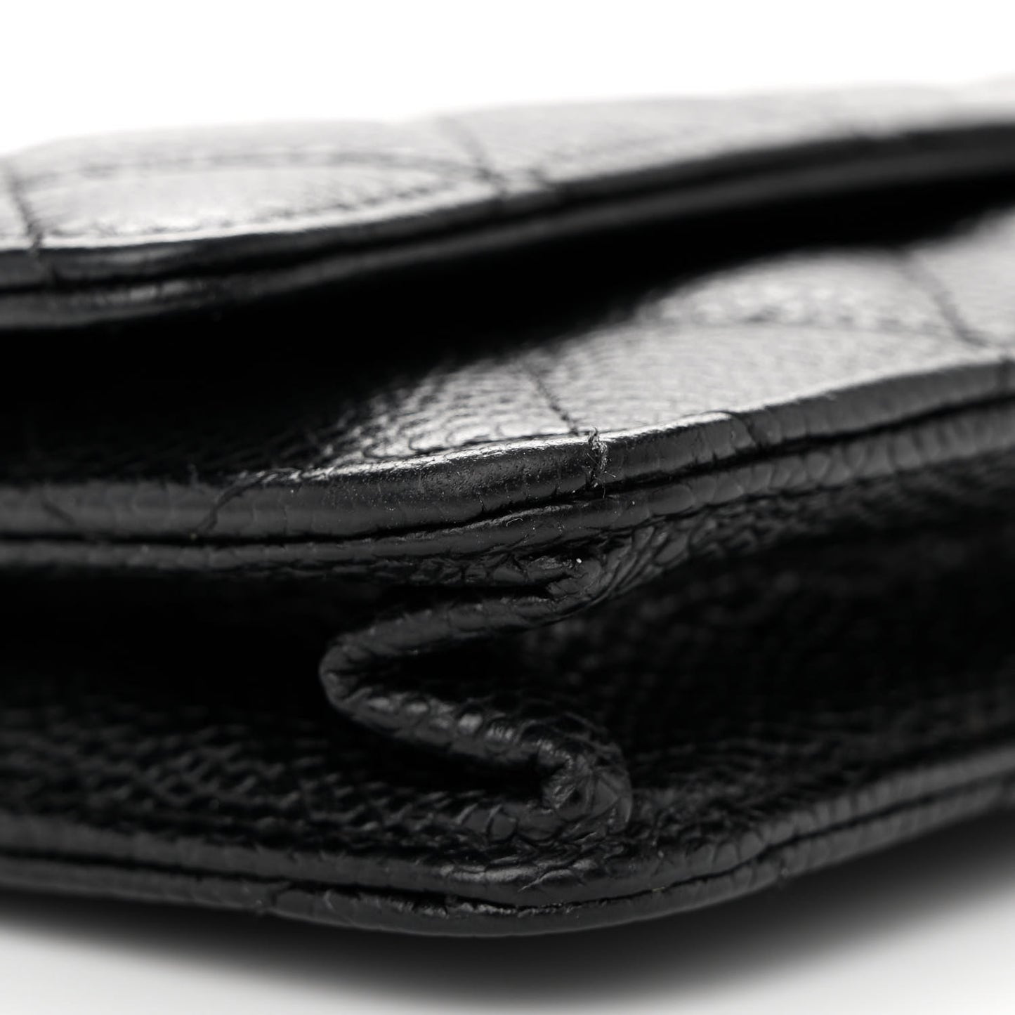 Caviar Quilted Wallet on Chain WOC Black