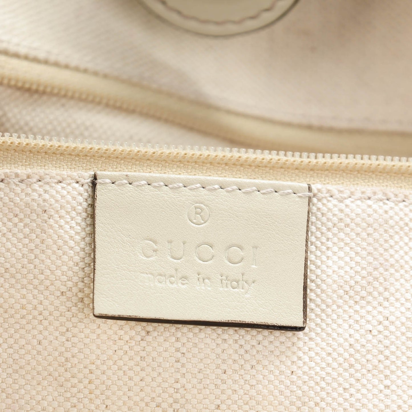 Guccissima Medium Sukey Tote Mystic White