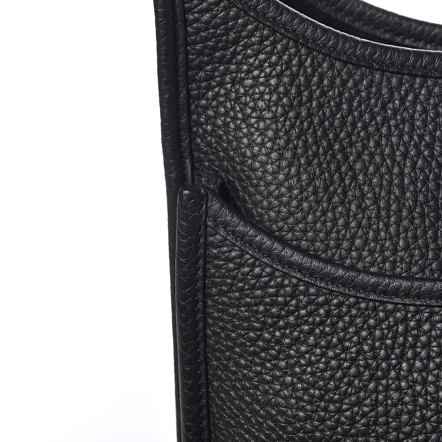 Taurillon Clemence Evelyne III PM Black