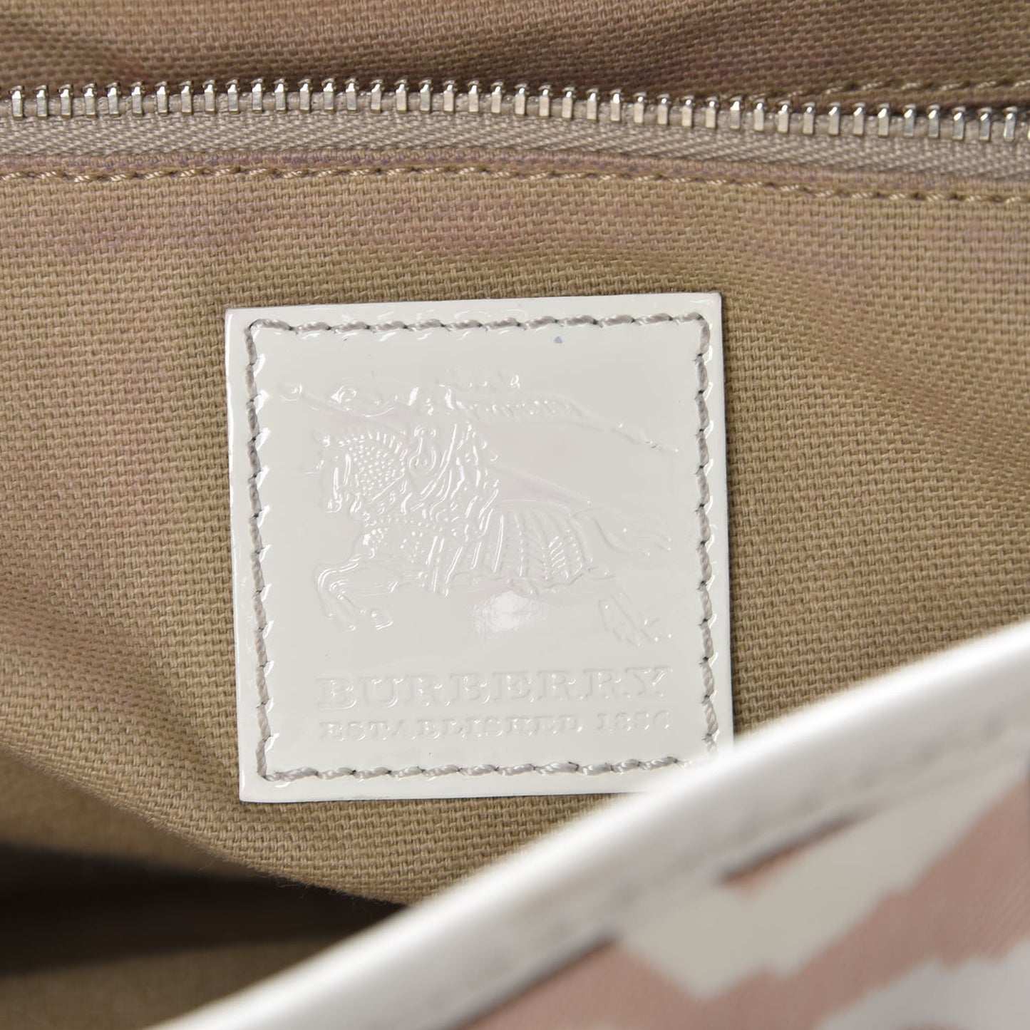 Nova Check Heart Tote White