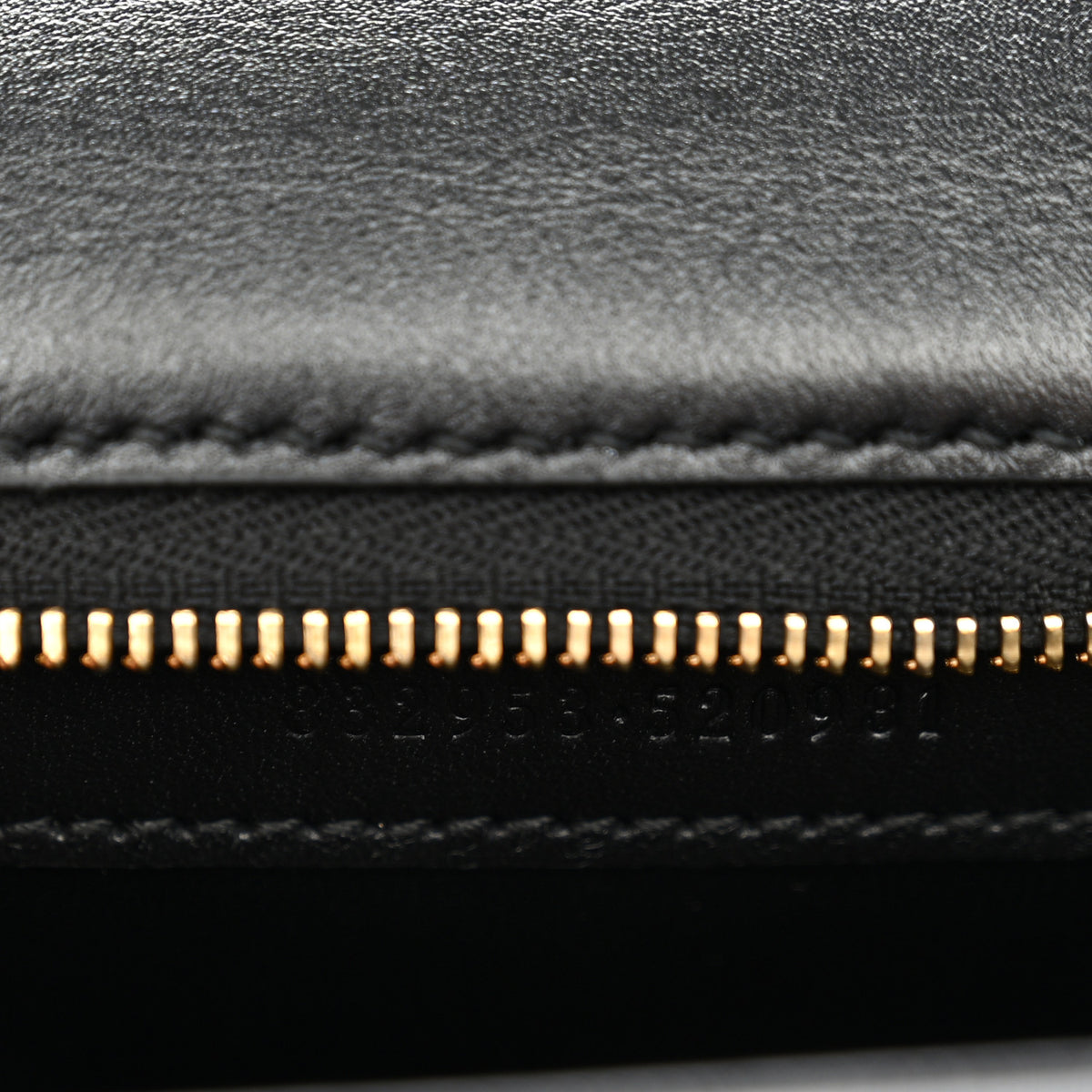 Calfskin Medium Bamboo Diva Black