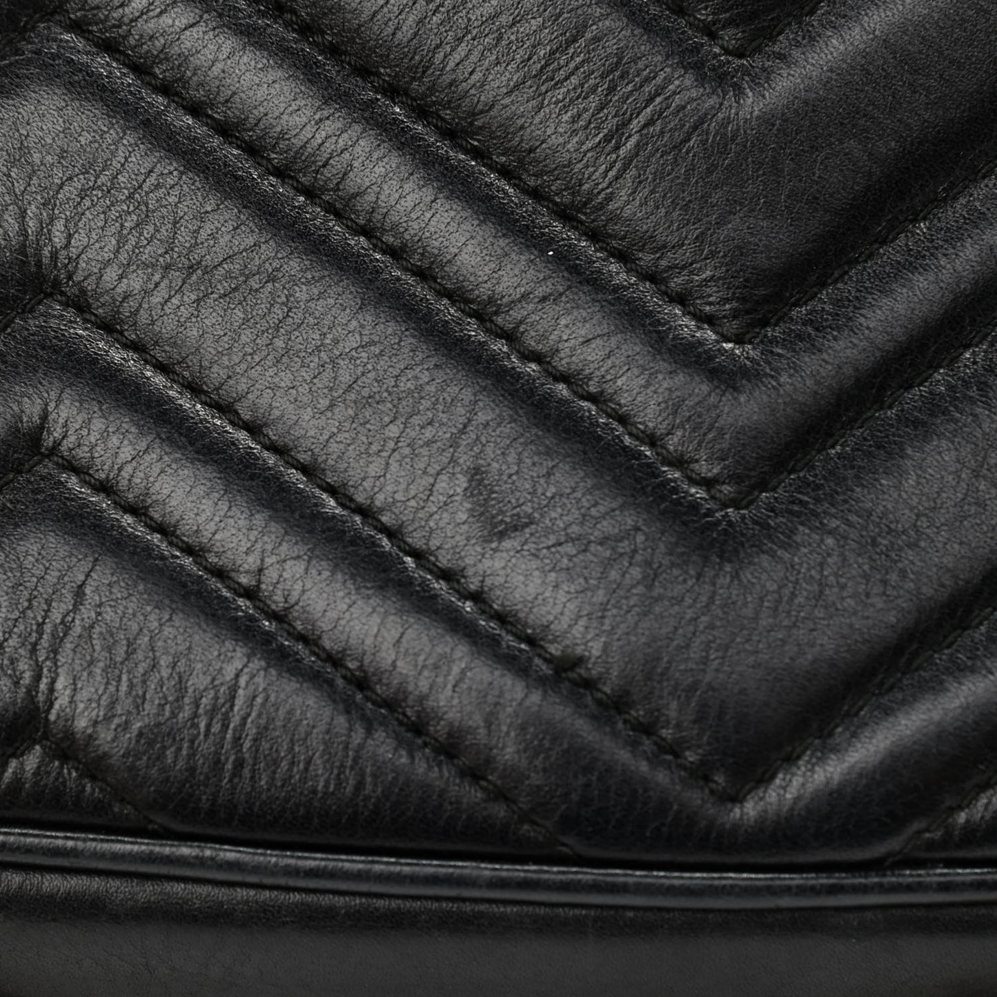 Calfskin Matelasse Pearly GG Marmont Chain Belt Bag Black