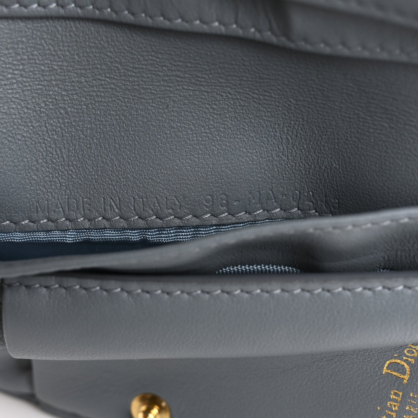 Grained Calfskin Supple Cannage Caro Dahlia Wallet Cloud Blue