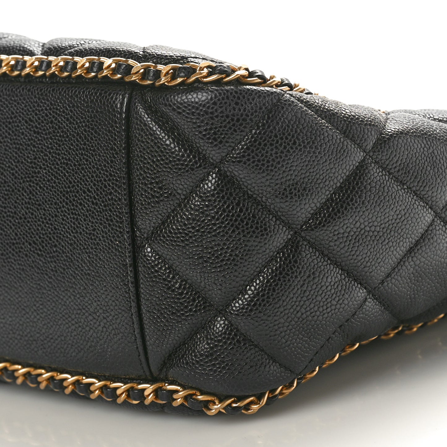 Caviar Quilted Chain Around Multi Chain Bucket Drawstring Bag Black