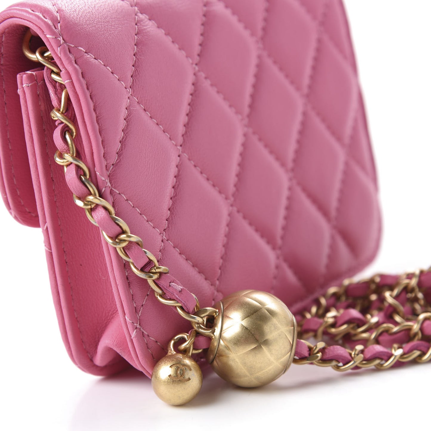 Lambskin Quilted Pearl Crush Clutch With Chain Pink