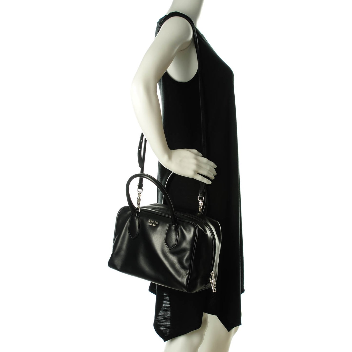 Soft Calf Medium Inside Tote Black Mughetto