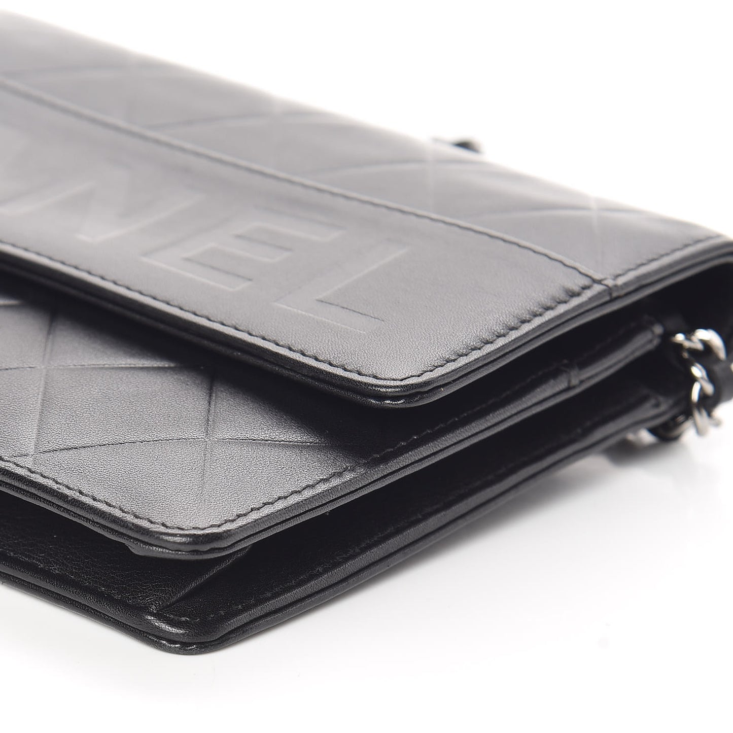 Lambskin Embossed Lax Wallet On Chain WOC Black