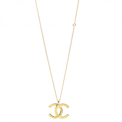 Chanel Metal CC Paris Button Necklace Gold 1 of 6