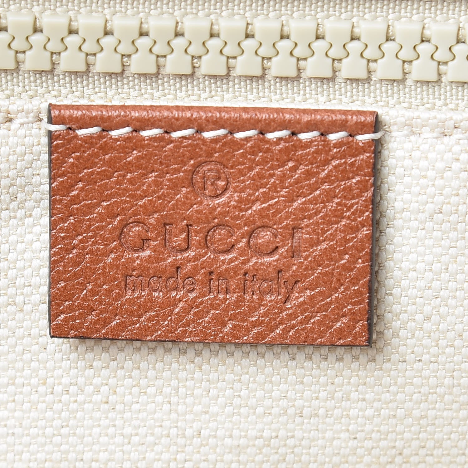 Gucci X MLB GG Monogram NY Yankees Medium Backpack Beige Ruggine Ivory 8 of 11