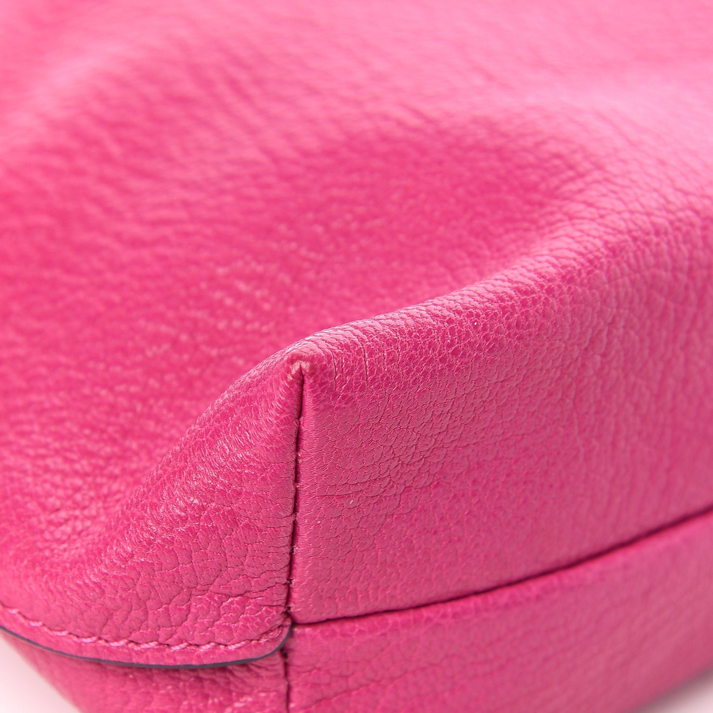 Classic Grain Calfskin Darley Cosmetic Pouch Pink