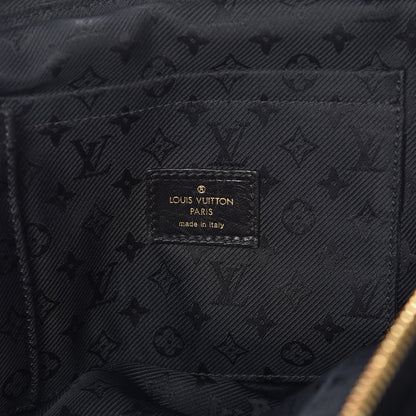 Louis Vuitton Lambskin Riveting Black 6 of 7