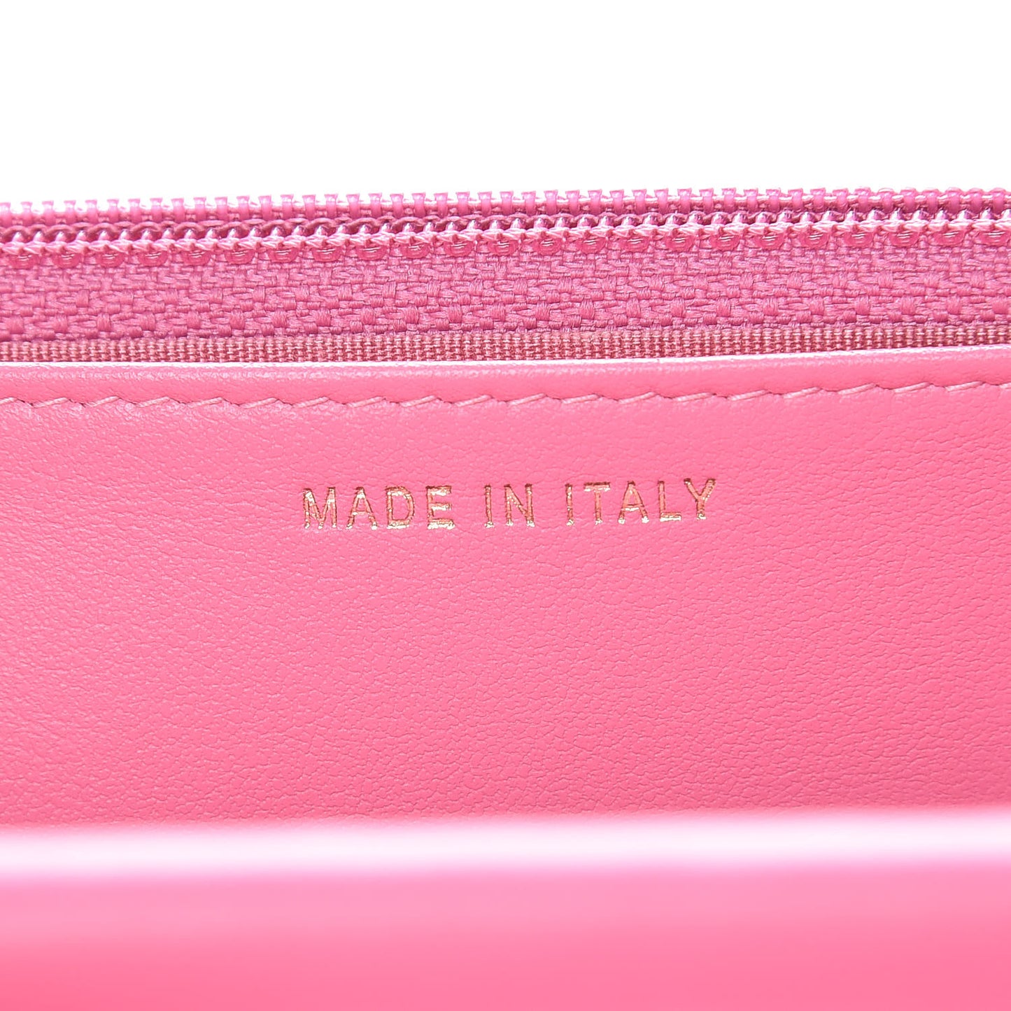 Caviar Quilted Boy Wallet On Chain WOC Pink