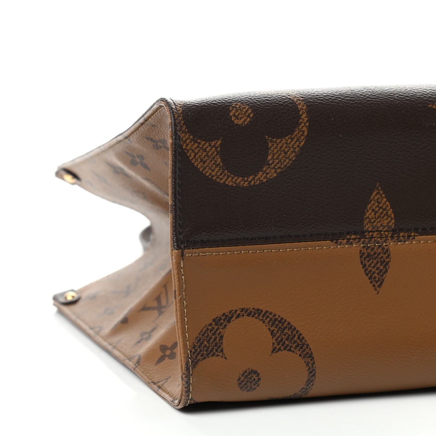 Reverse Monogram Giant Onthego MM