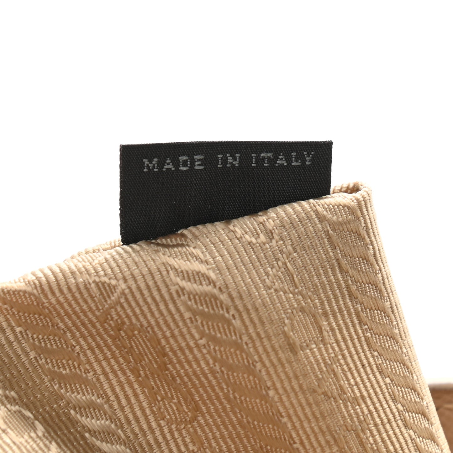 Saffiano Medium Galleria Double Zip Tote Sabbia