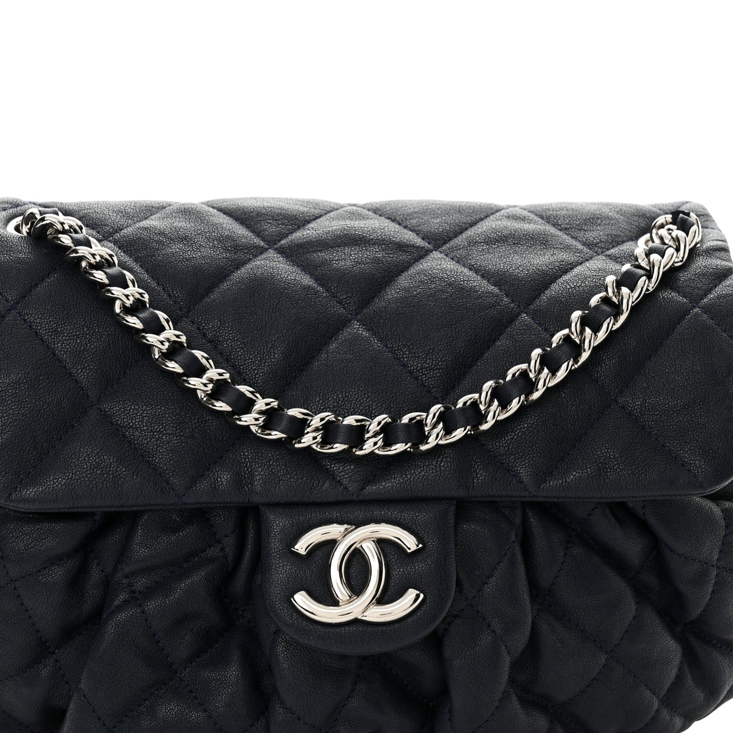 Washed Lambskin Quilted Medium Chain Around Messenger Navy Blue