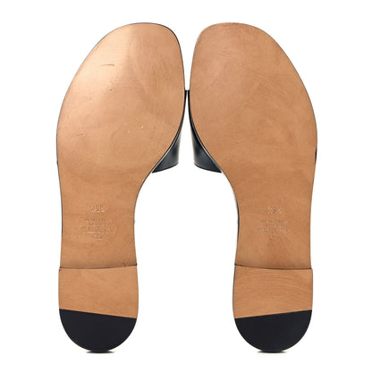 Valentino Garavani Calfskin Vlogo Flat Slide Sandals 35.5 Black 7 of 10