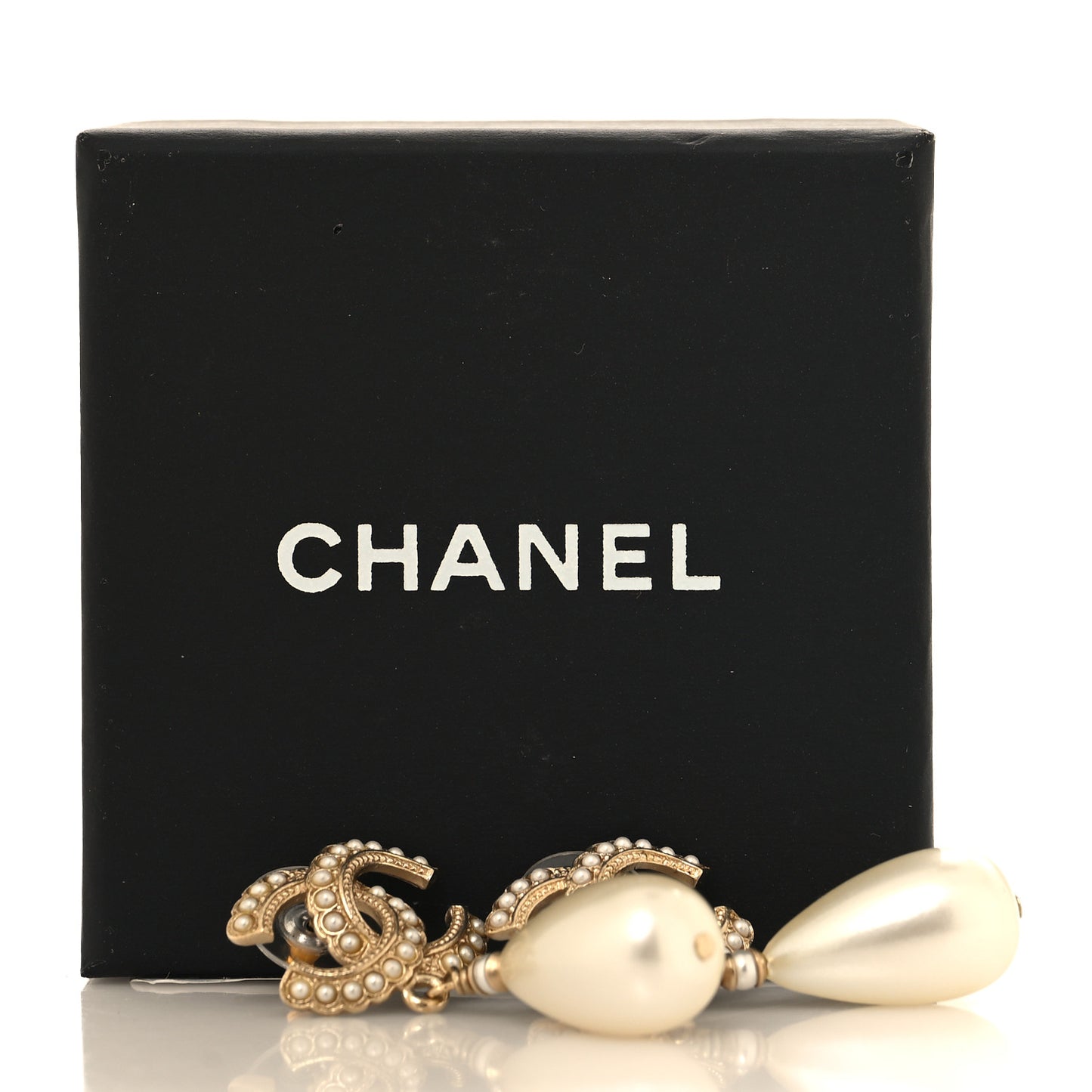 Pearl CC Drop Earrings Gold Pearly White