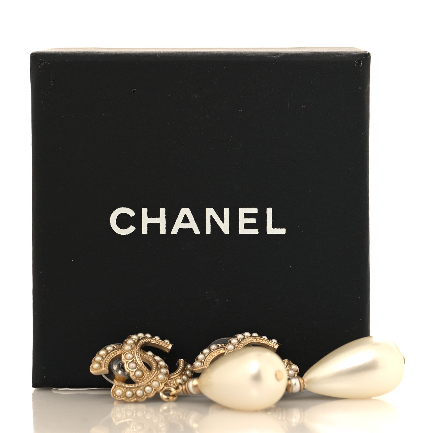 Chanel Pearl CC Drop Earrings Gold Pearly White 5 of 5