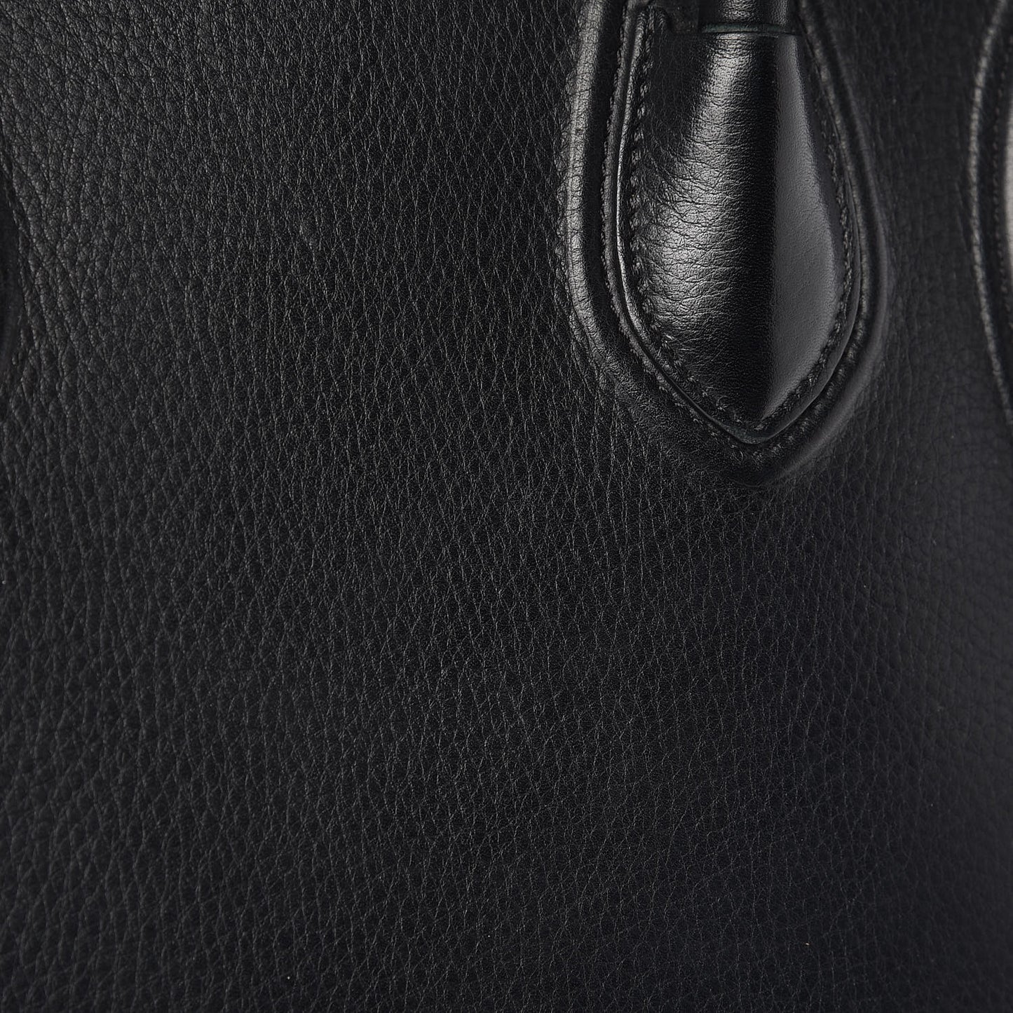 Supple Calfskin Medium Phantom Luggage Black