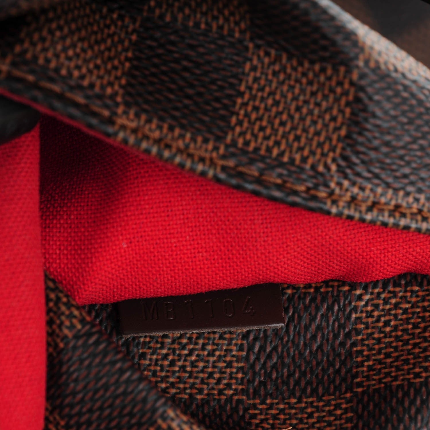 Louis Vuitton Damier Ebene Totally MM 6 of 7