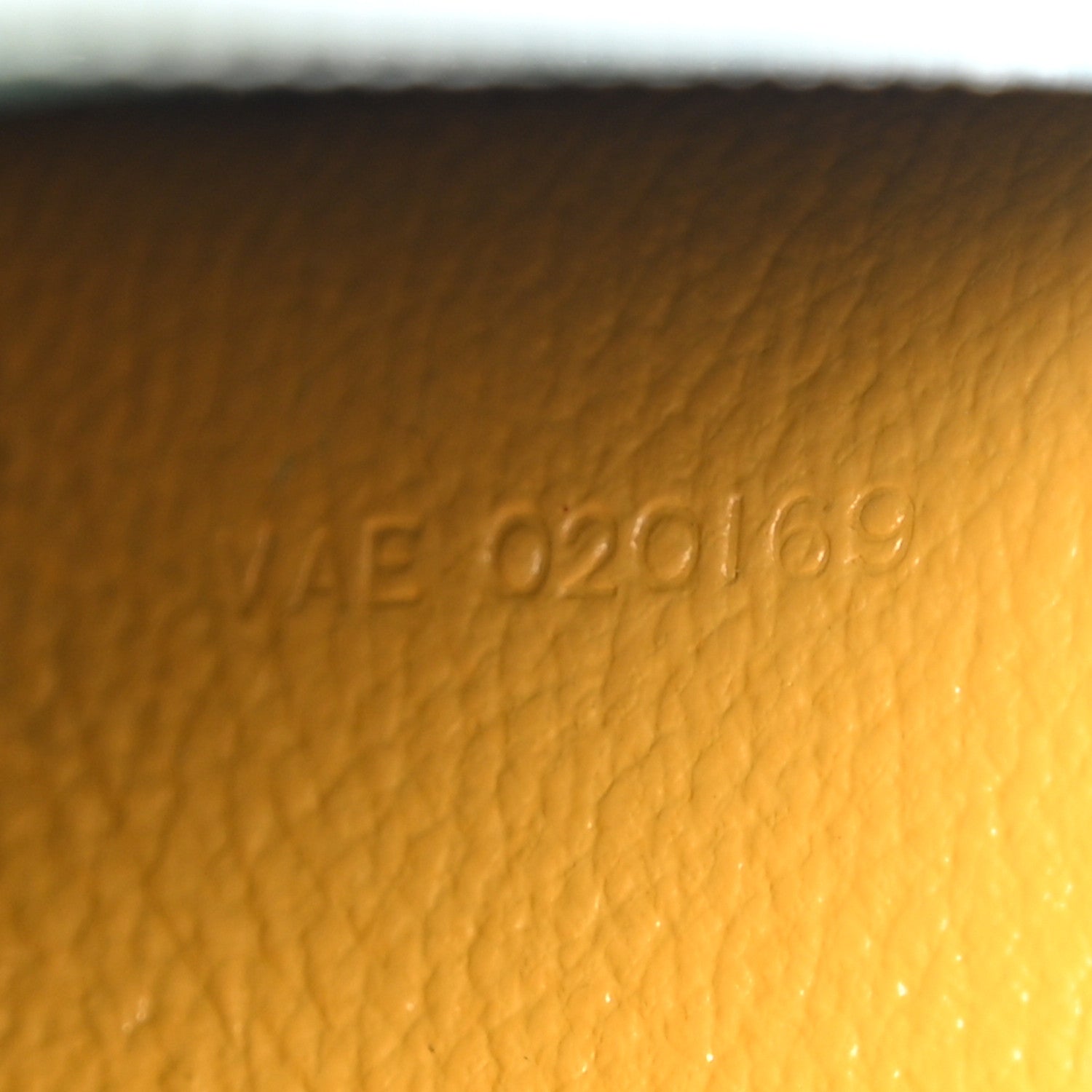 Goyard Goyardine Bi-Fold Victoire PM Wallet Green 7 of 11