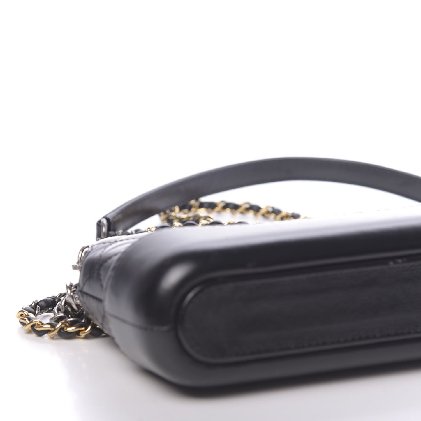 Aged Calfskin Quilted Small Gabrielle Clutch With Chain Black