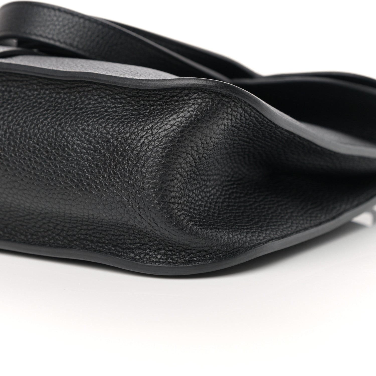 Hermes Taurillon Clemence Halzan 31 GM Black 12 of 13
