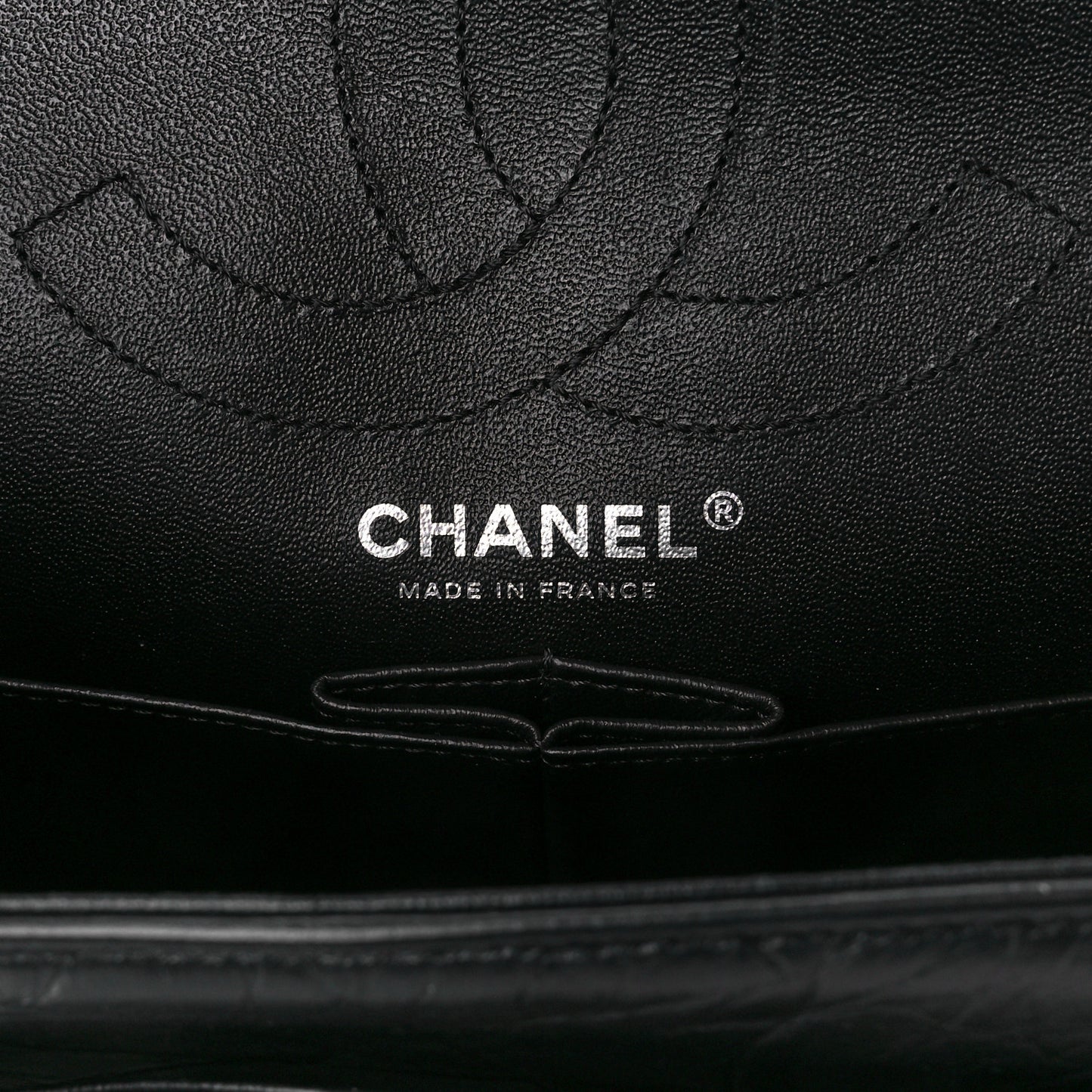Aged Calfskin Chevron Quilted 2.55 Reissue 226 So Black