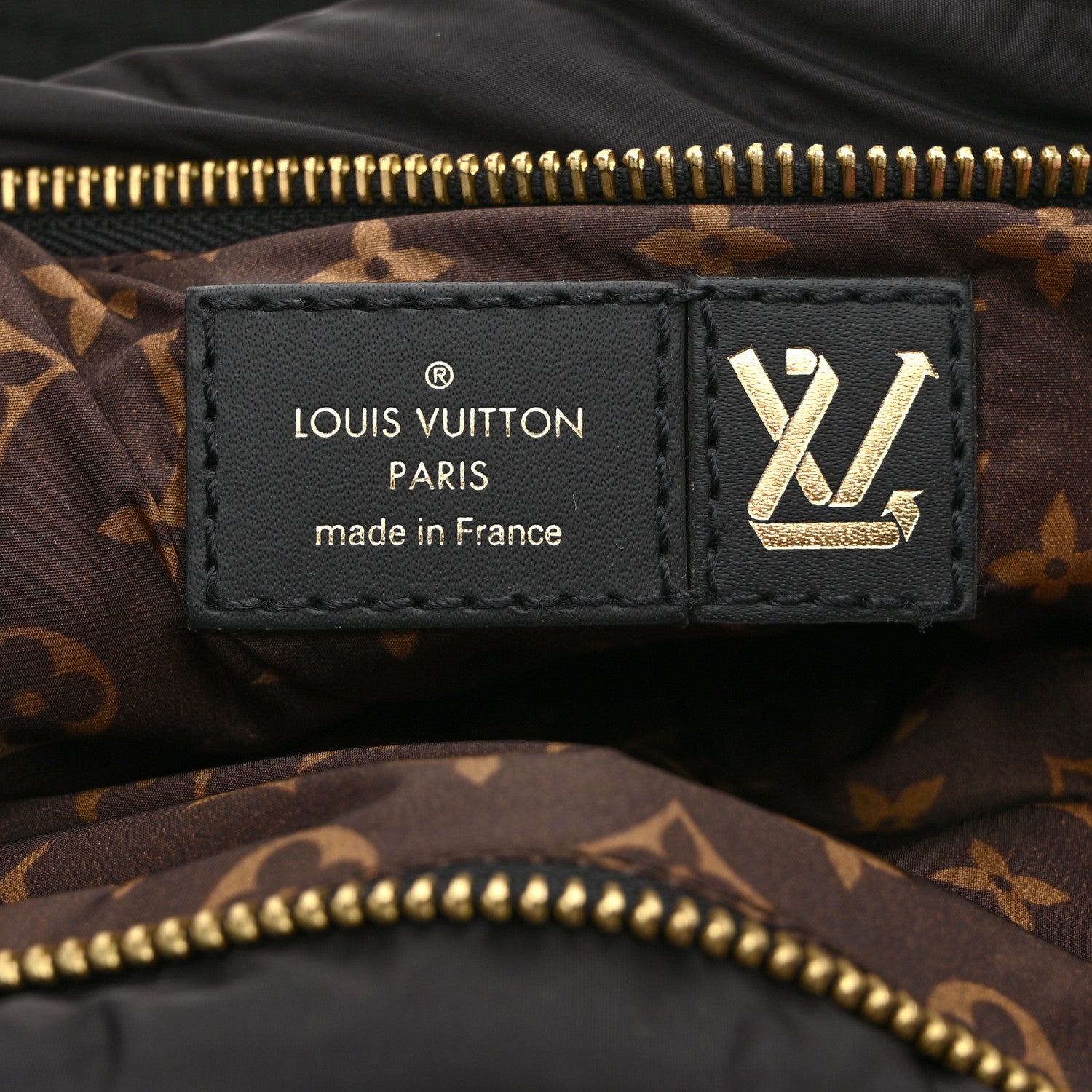 Louis Vuitton Econyl Monogram Pillow Maxi Multi Pochette Accessories Black Fuchsia 7 of 10