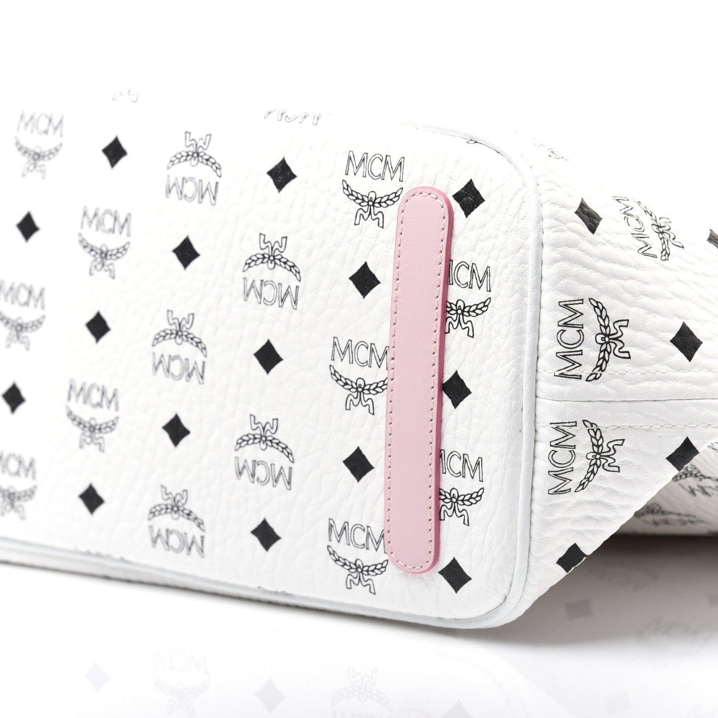 Visetos Medium Liz Reversible Shopper Tote White Powder Pink