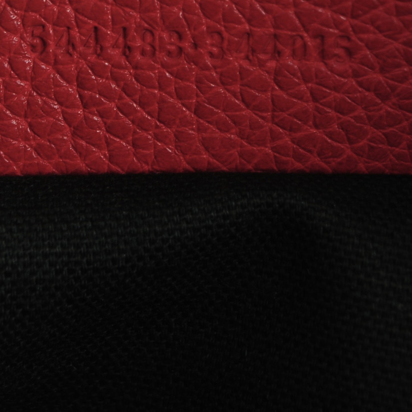 Pebbled Calfskin Small Skull Padlock Zip Around Tote Red