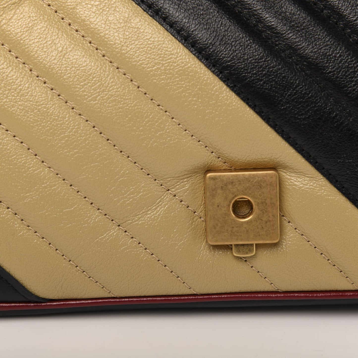 Vintage Effect Calfskin Matelasse Diagonal Striped Small Torchon GG Marmont Shoulder Bag Black Beige