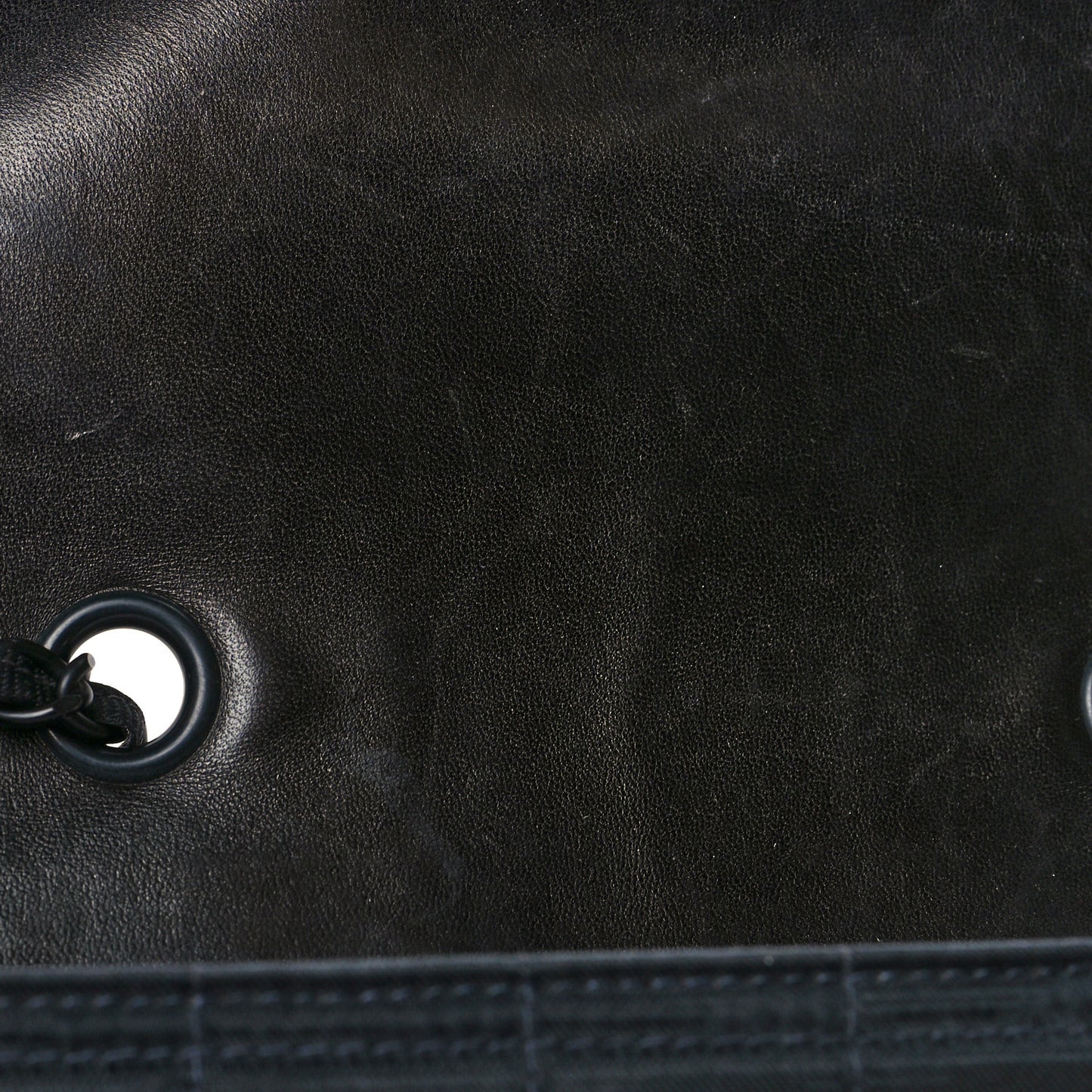 Nylon Medium Travel Flap Black