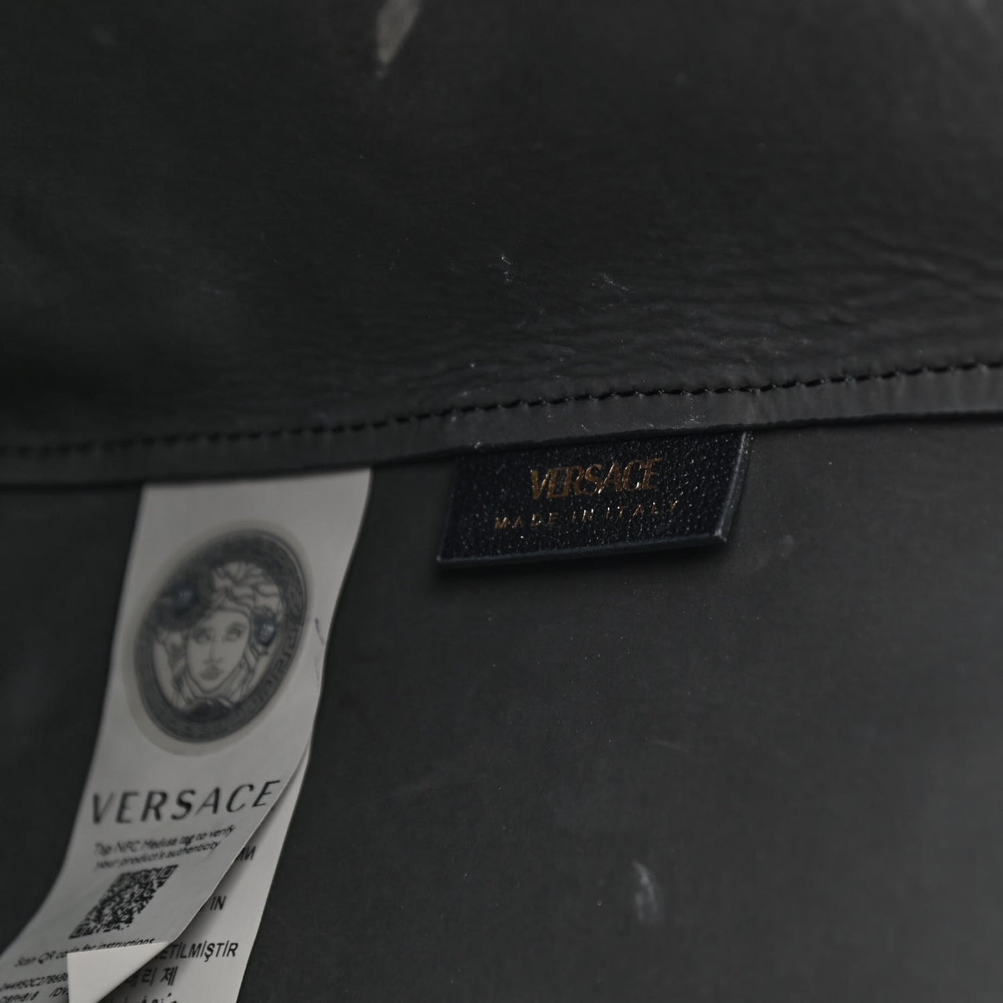 Calfskin Virtus Tote Black