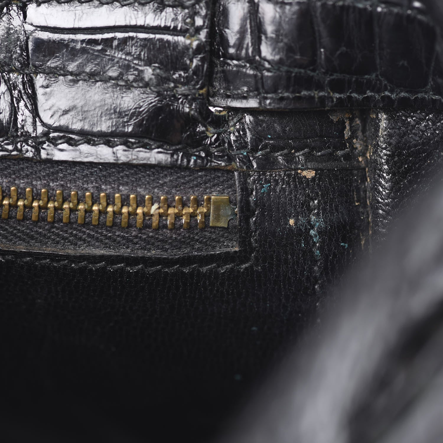 Hermes Shiny Porosus Crocodile Kelly Sellier 32 Black 25 of 50