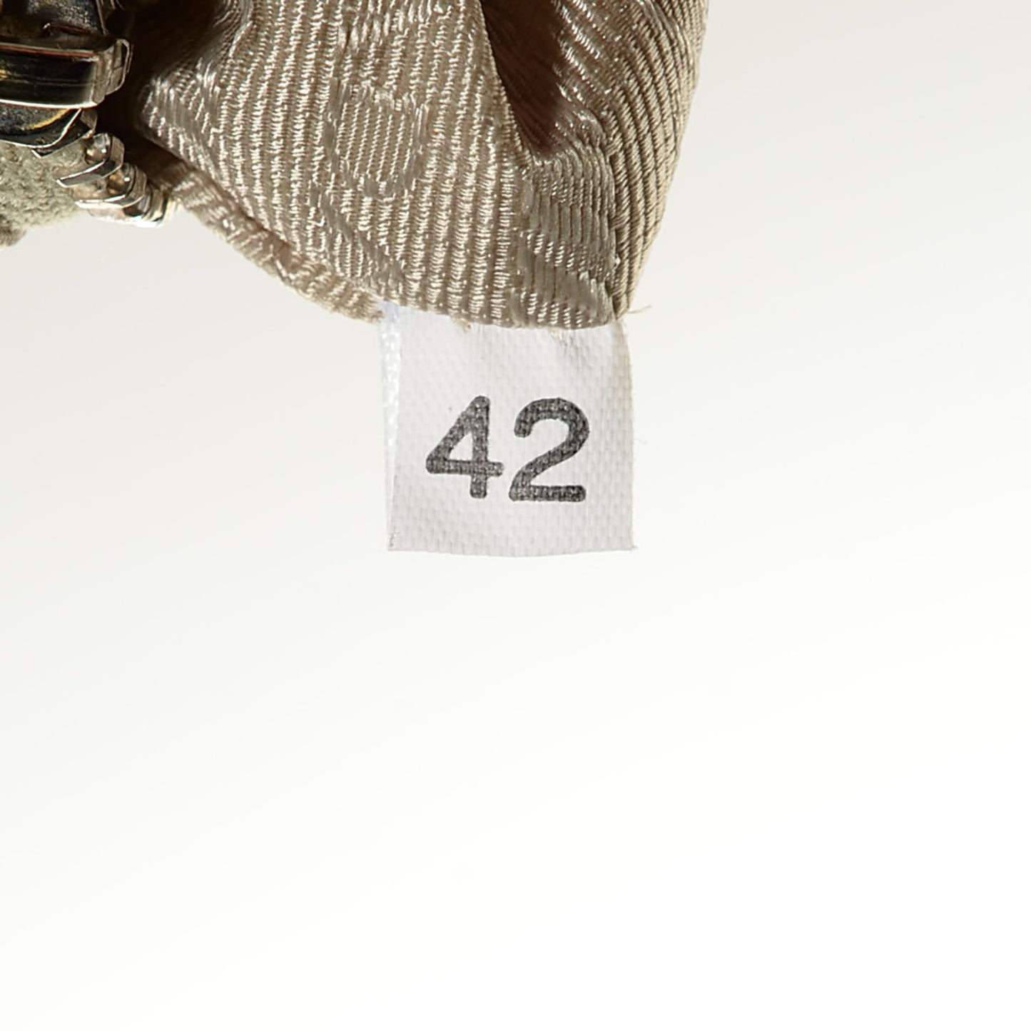 Vitello Daino Shoulder Bag Sabbia