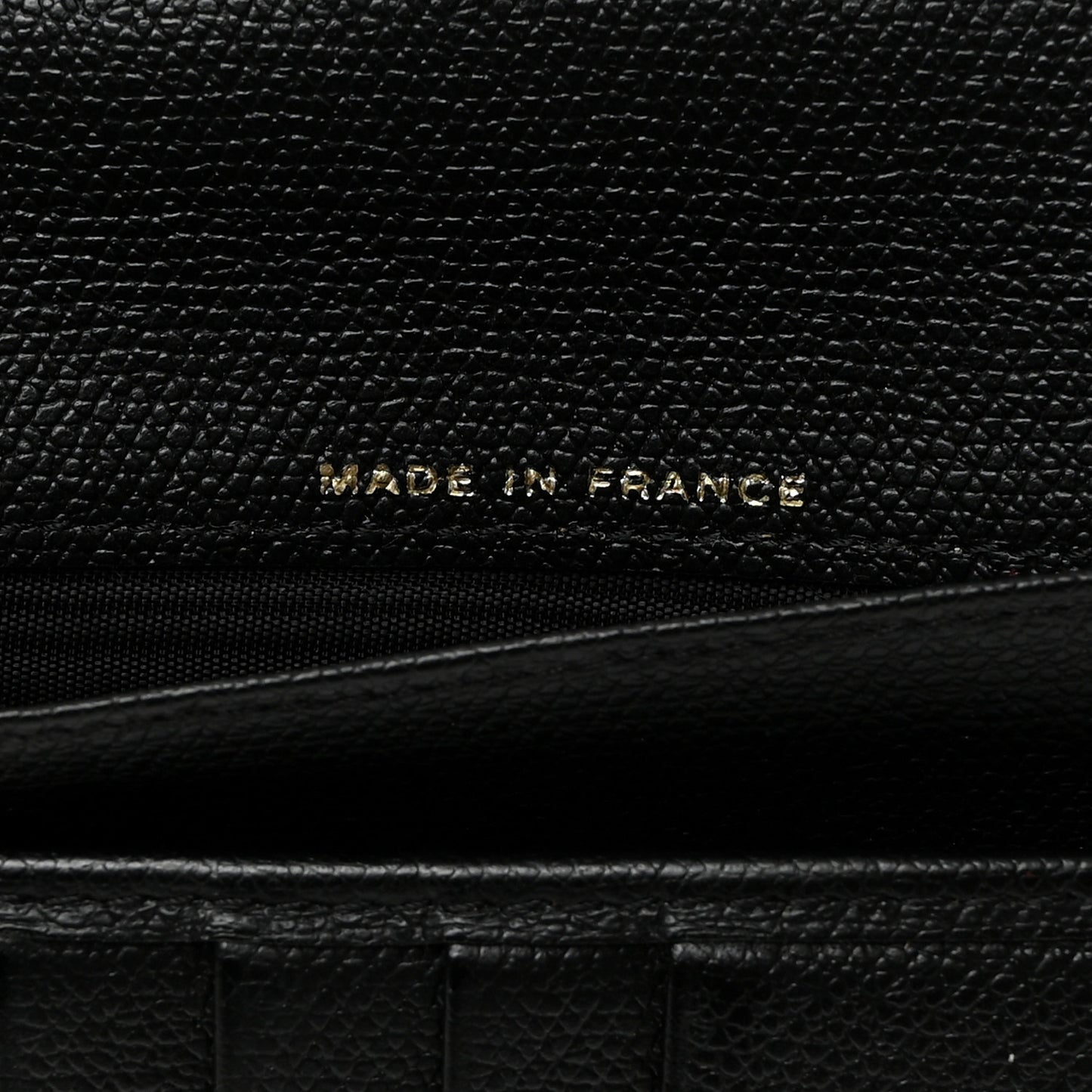 Grained Calfskin CC Button Yen Wallet Black