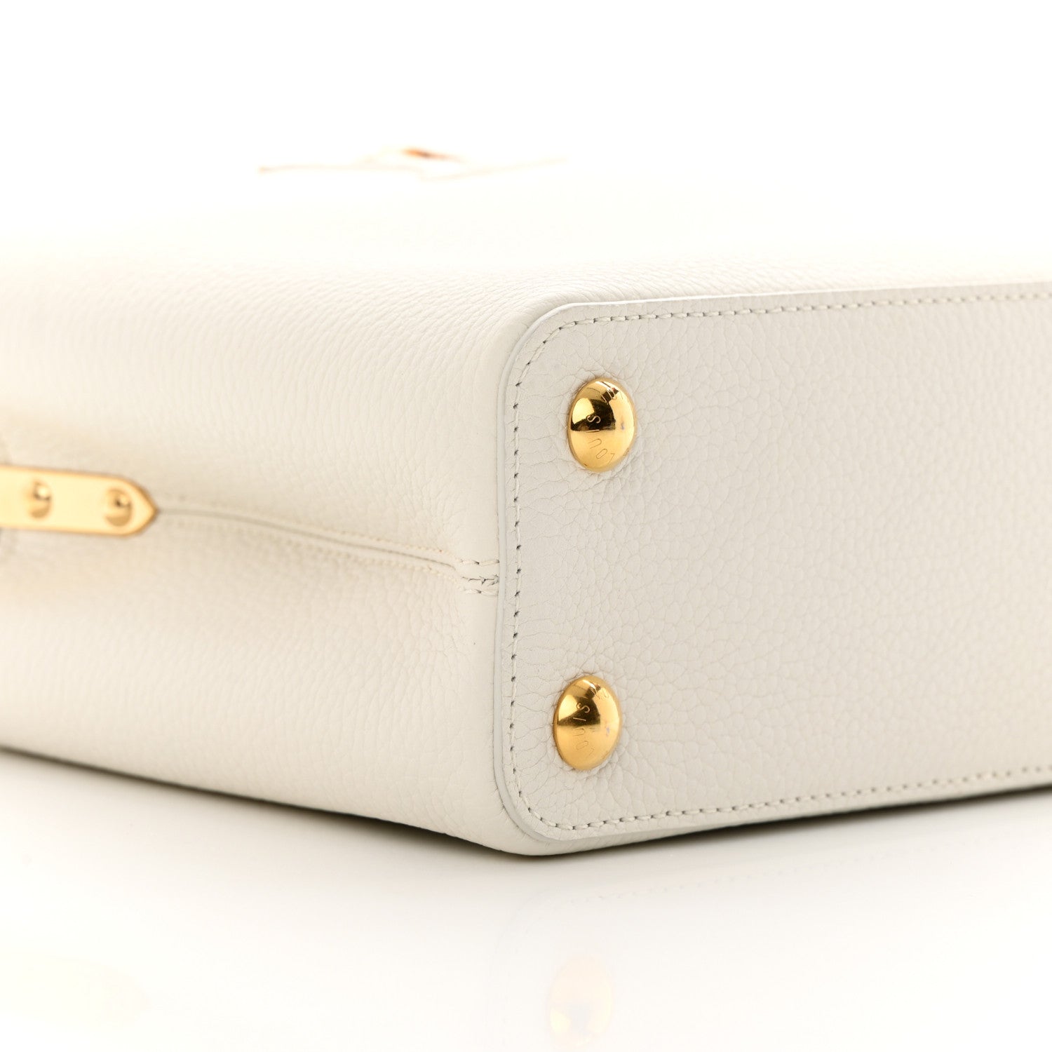 Louis Vuitton Taurillon Capucines BB Snow 8 of 10