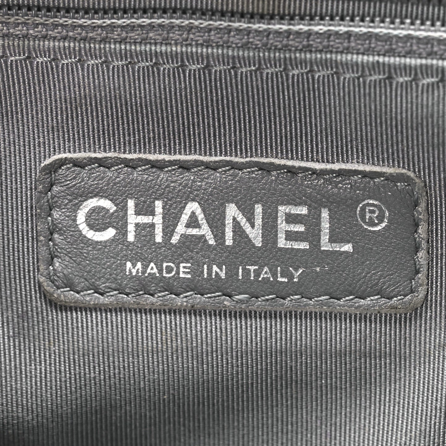 Metallic Washed Lambskin Quilted Mini Chain Around Flap Black