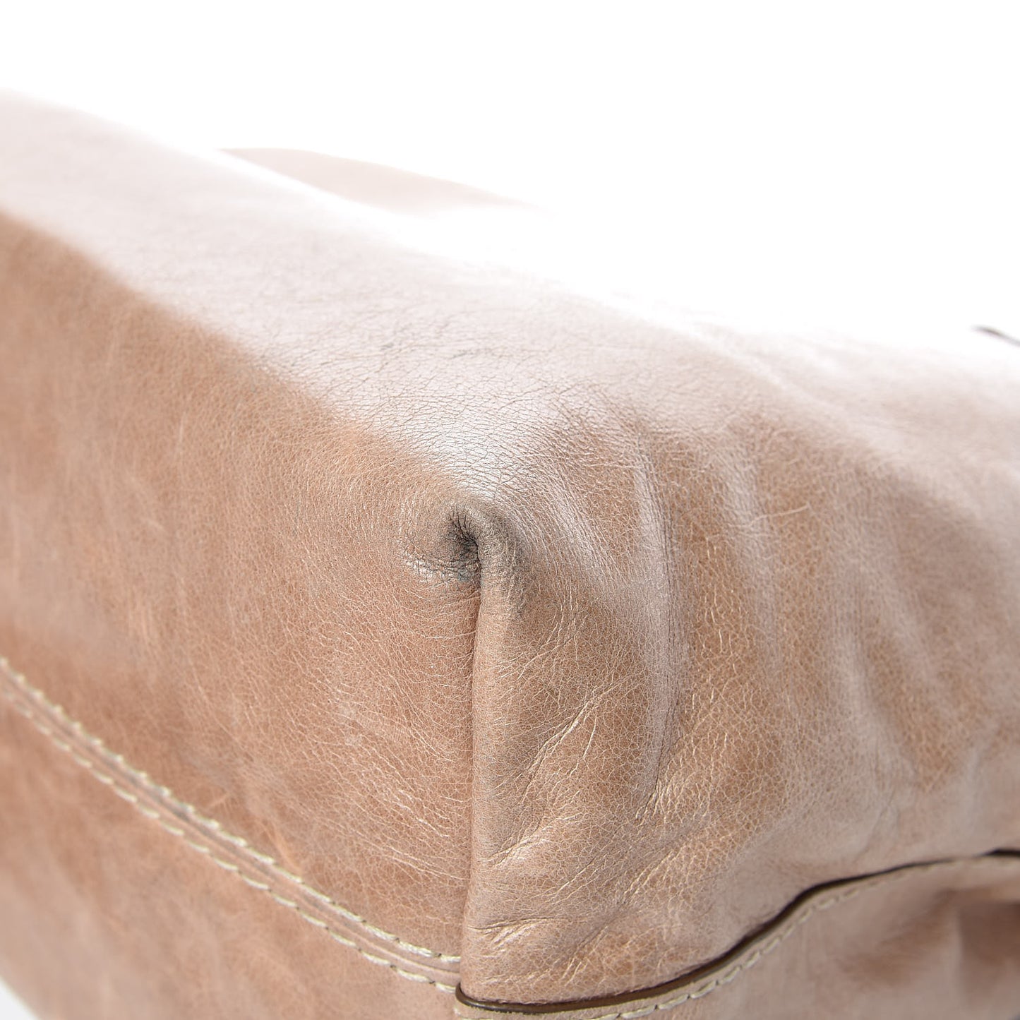 Vitello Shine Tote Cammeo