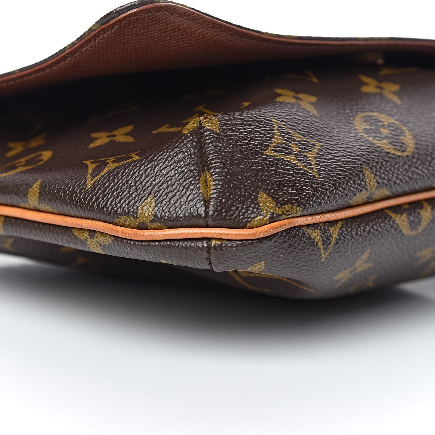 Monogram Musette Tango