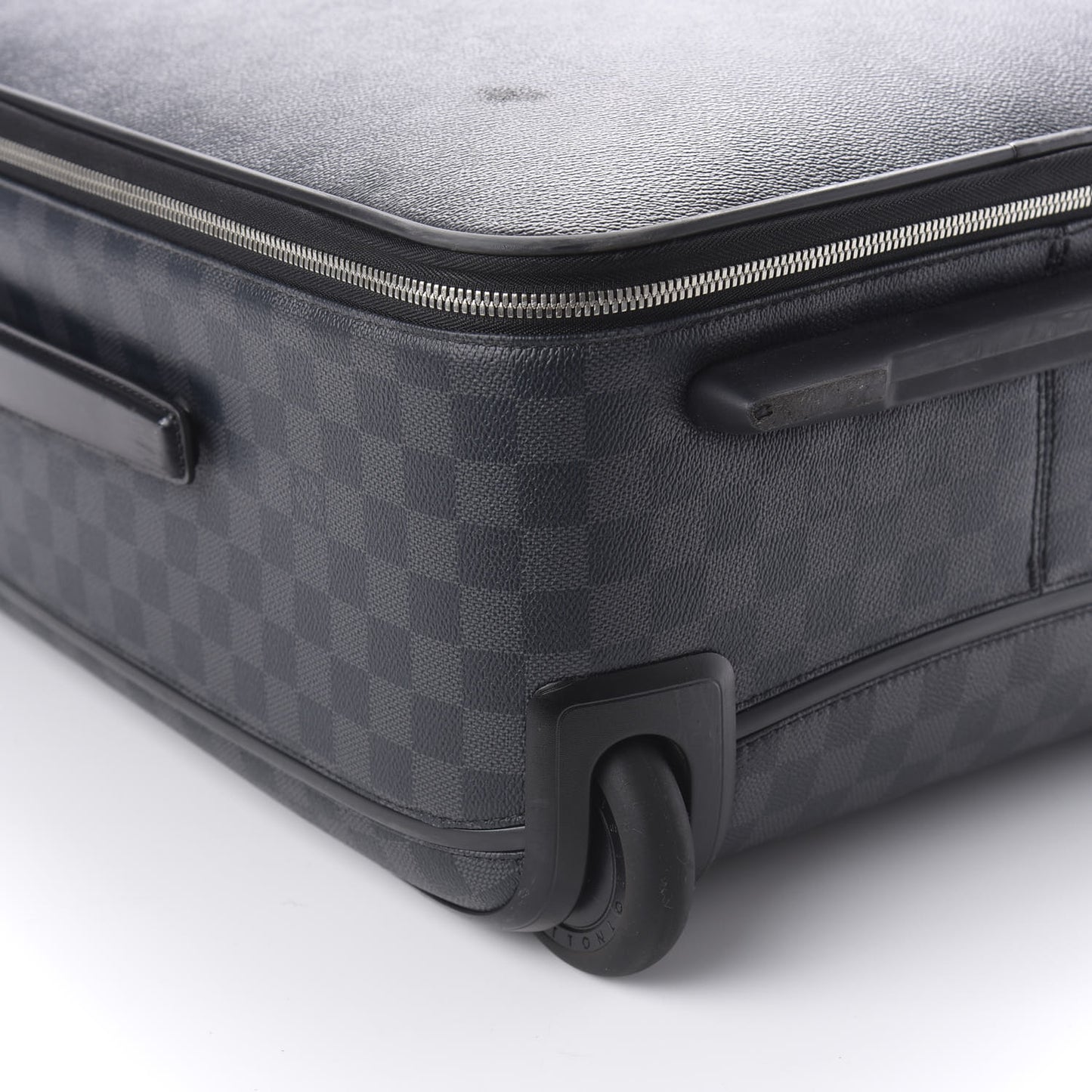 Damier Graphite Pegase Light 55