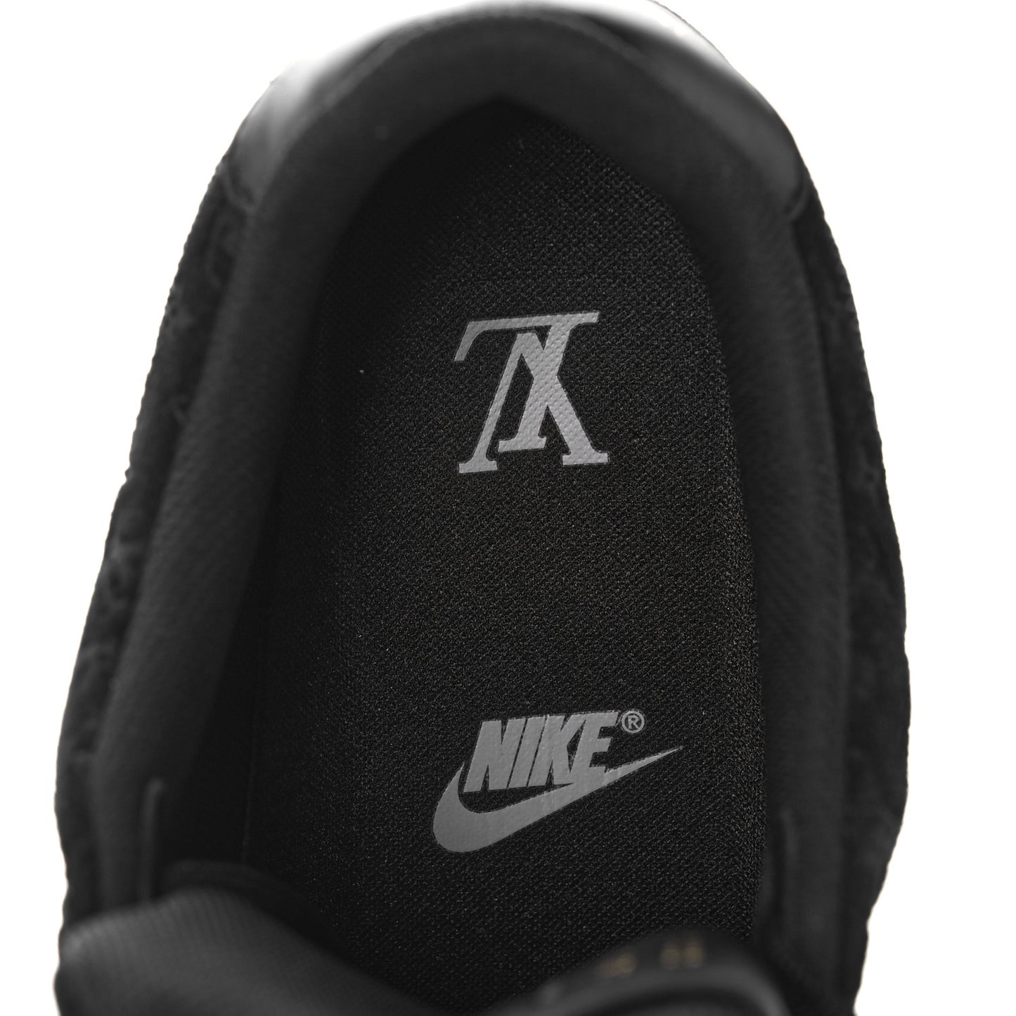 X NIKE AIR FORCE 1 Suede Calfskin Monogram Mens Low Top Sneakers 8 Black