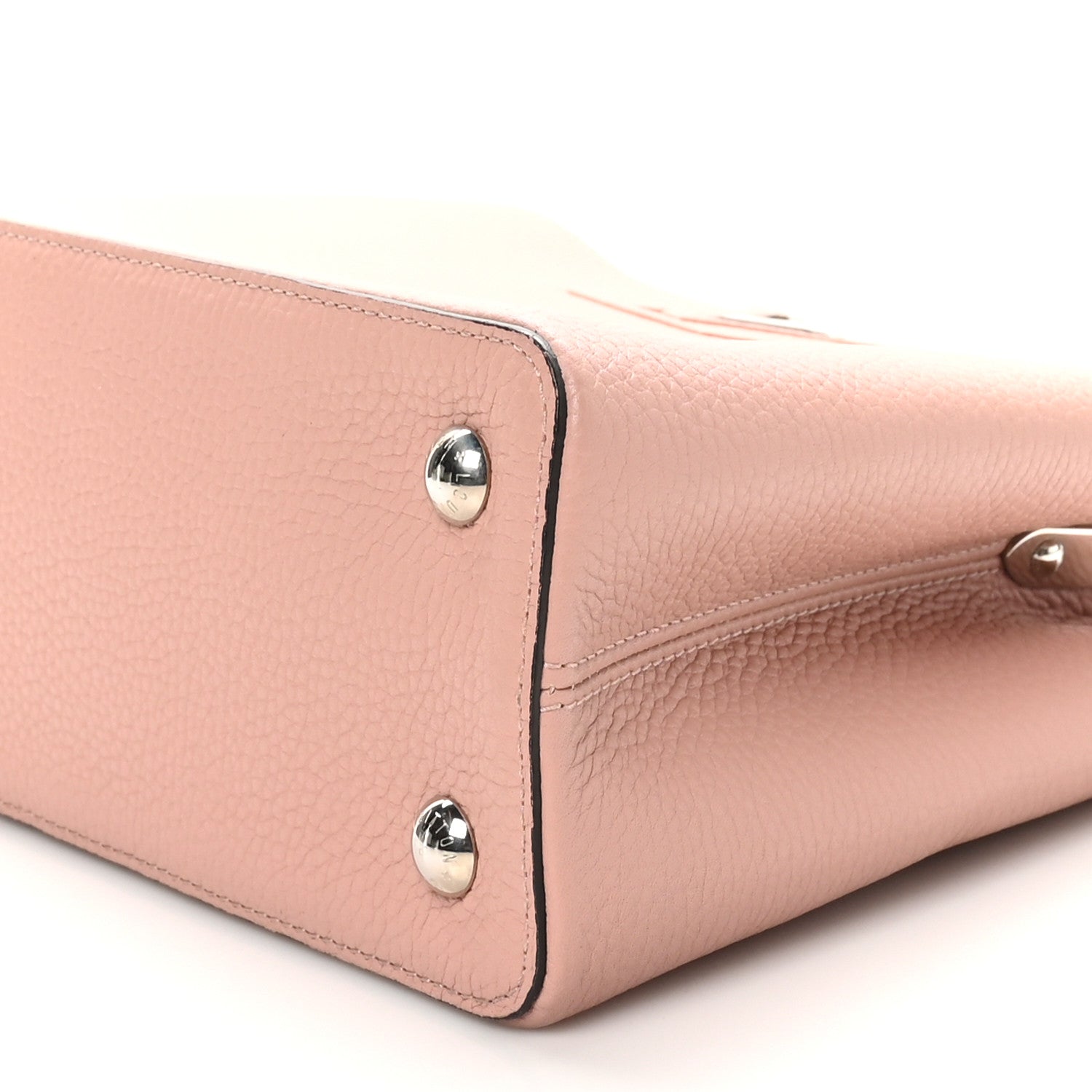 Louis Vuitton Taurillon Capucines PM Magnolia 9 of 9