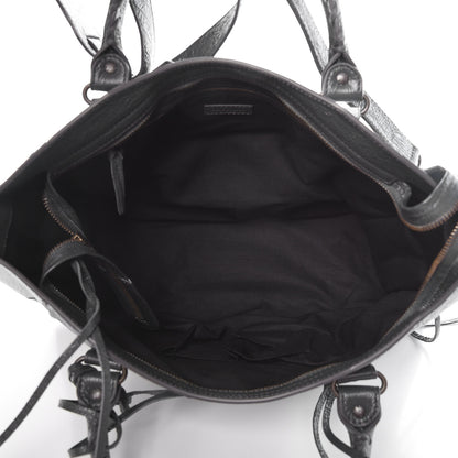 Balenciaga Agneau Arena Graffiti All Over Classic Hardware City Gris Fossile White 5 of 8