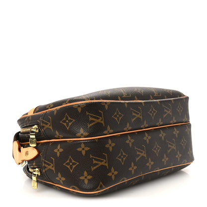 Louis Vuitton Monogram Reporter PM 4 of 11
